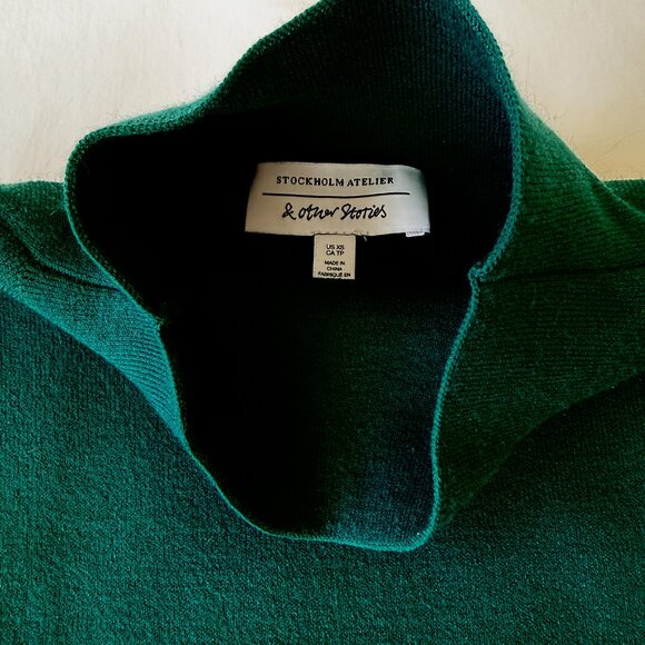 & OTHER STORIES Boxy Turtleneck Knit Sweater - Picture 5 of 9